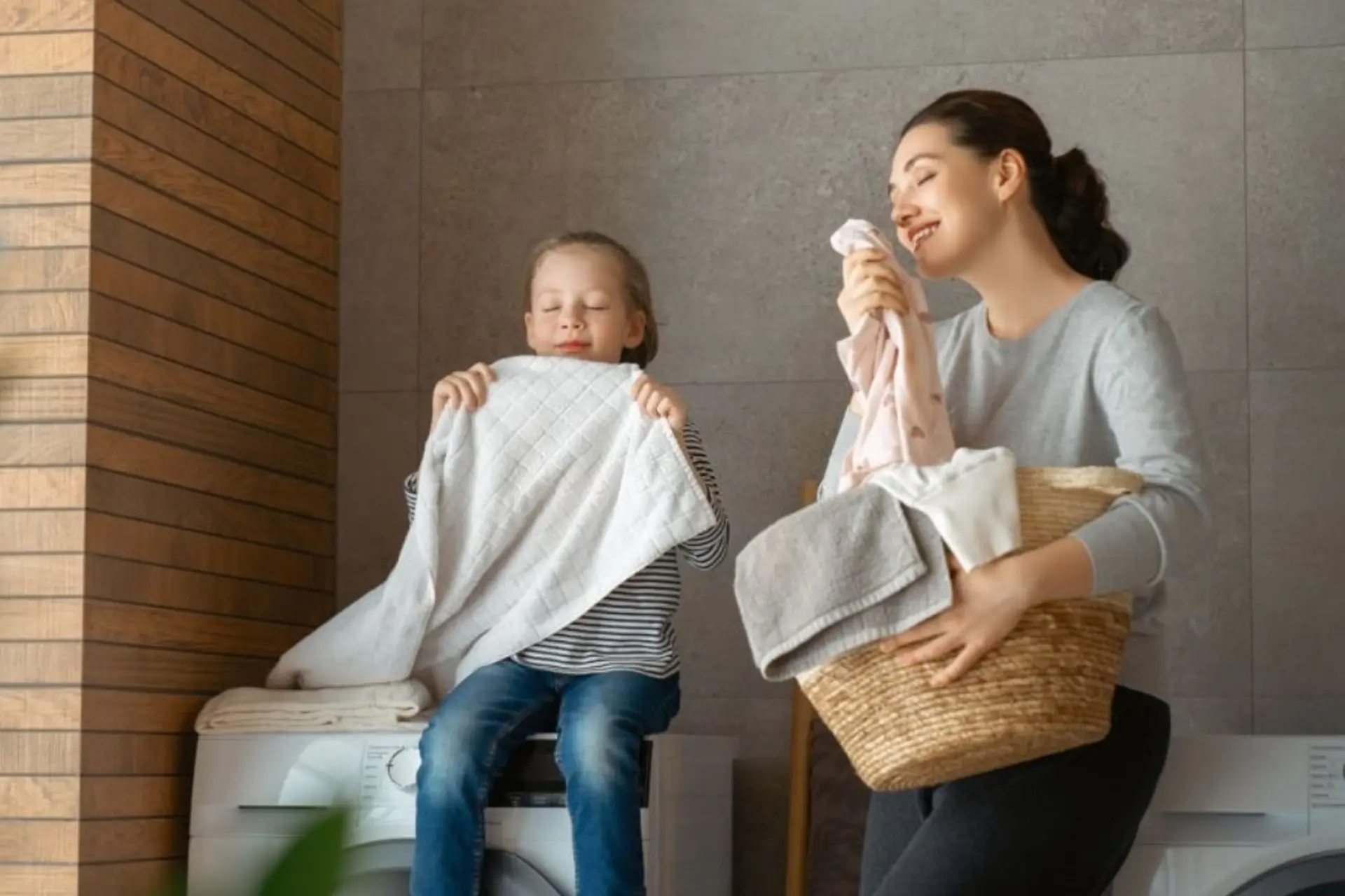 Cách Giữ Quần Áo Thơm Lâu Sau Khi Giặt, Bạn Có Biết?